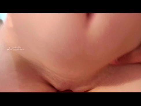 ❤️ Saré di kamar adina sarta éta kumaha kuring hudang porno super di urang ❌️