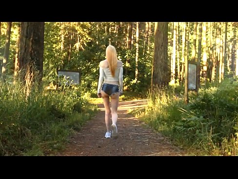 ❤️ awéwé geulis gerak lalaunan, teu buligir video porno super di urang ❌️